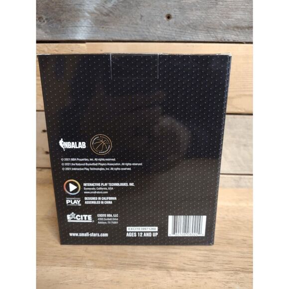 NEW Trae Young #11 Atlanta Hawks Red Jersey 6 inch NBA smALL-STARS Minis - Picture 3 of 4